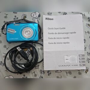 Nikon Coolpix S3100 Black 14.0MP 5x Zoom Digital Camera (working)